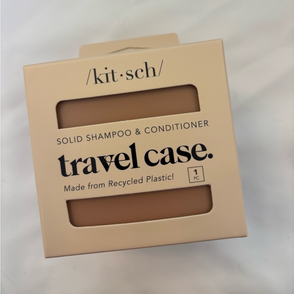 Kitsch Travel Case with Removable Silicone Band